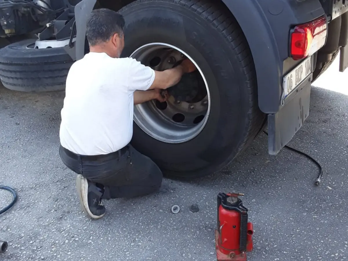 Cumayeri Oto Lastikçi